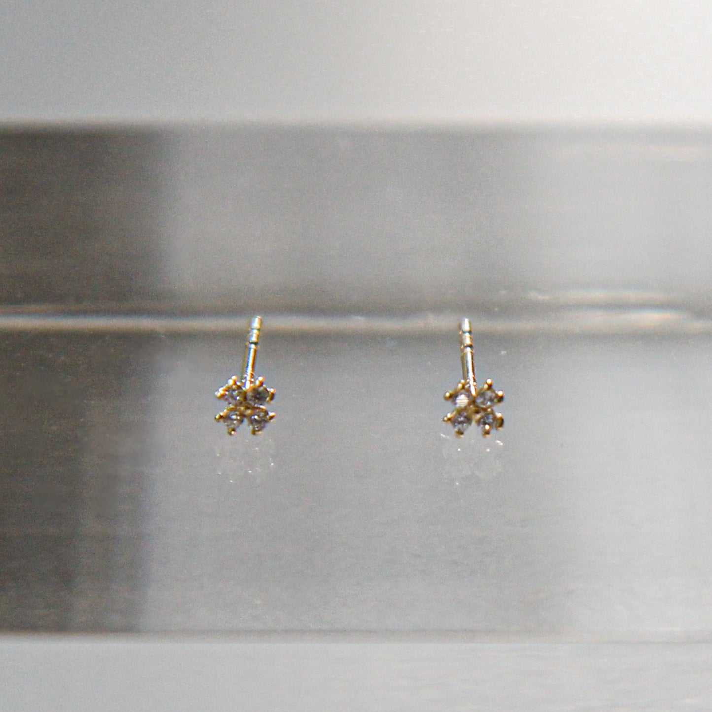 14k Solid Gold Crystal Mini Crystal Clover Stud Earring